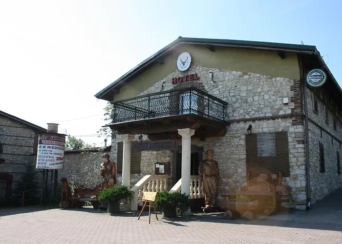 Hotel Komfort Inn - Dwor Hubertus Piekary Slaskie photo